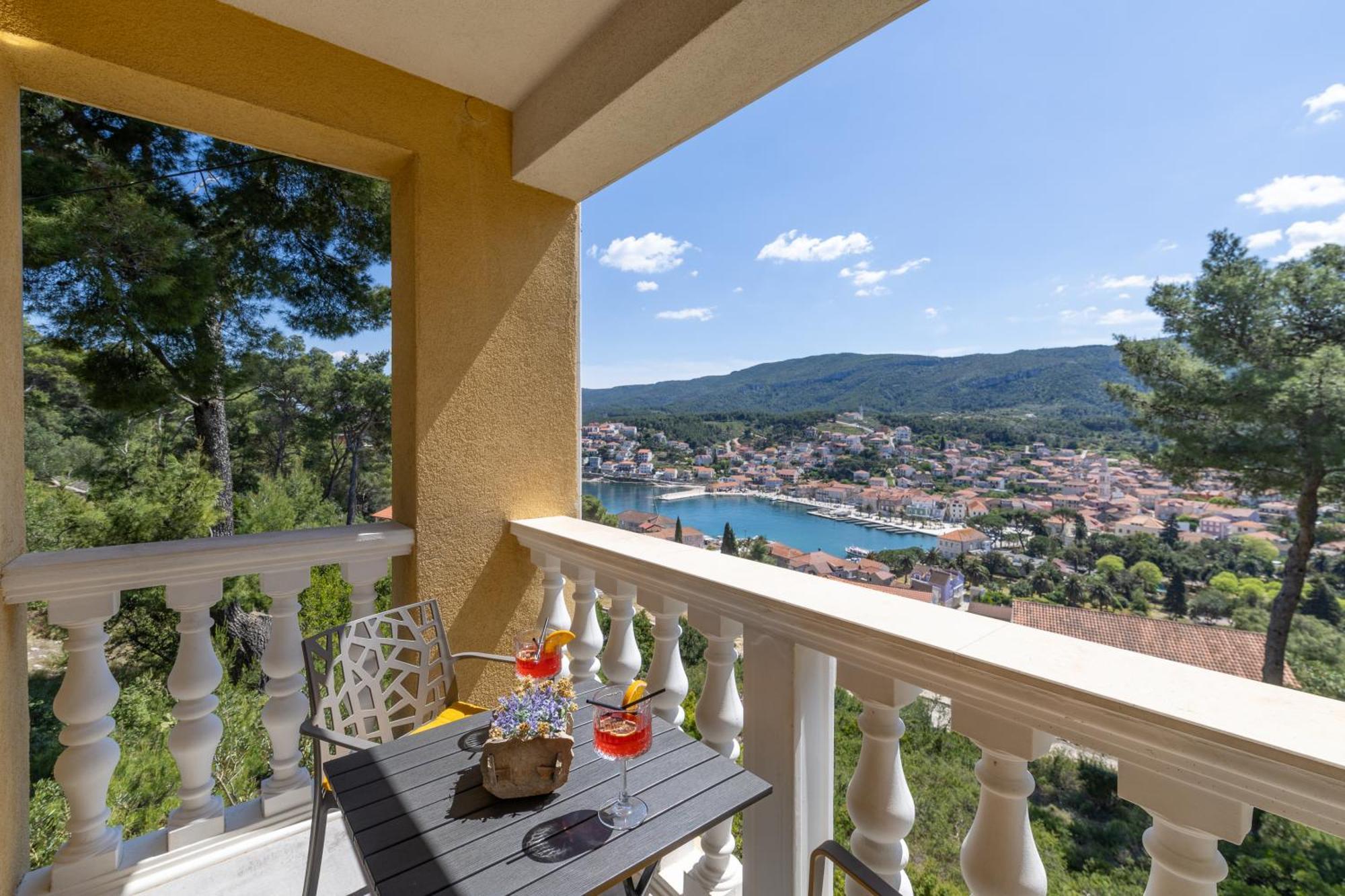 Apartment Vista Hvar